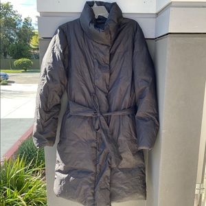 Black puffy Gap down coat